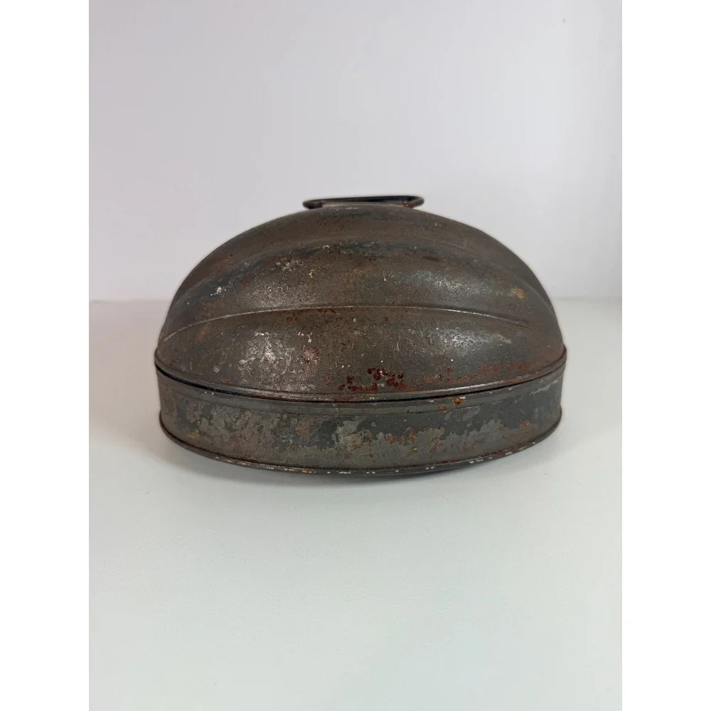 Vintage Pudding tin mold melon shaped, rusty‎ crusty country core decor